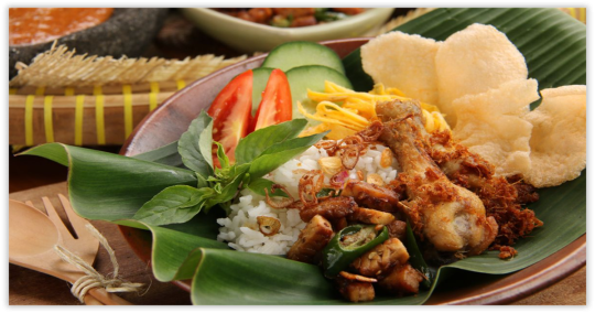 nasi uduk ayam goreng